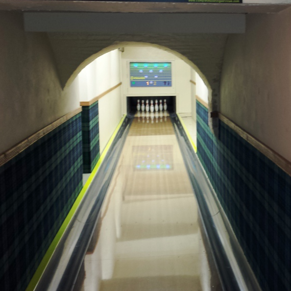 2018-07/home-bowling-alley-installation-6